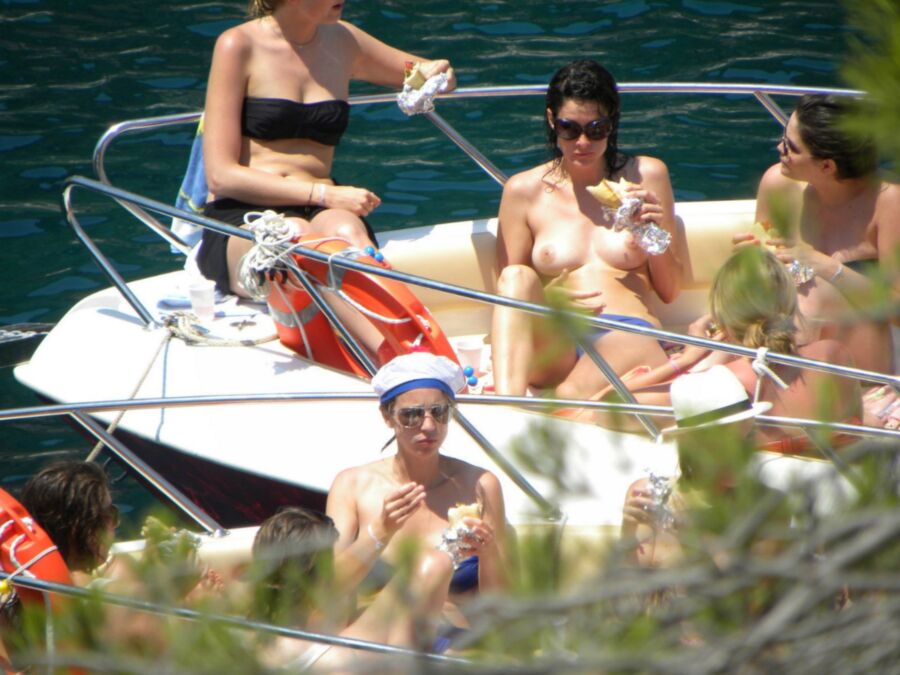 Free porn pics of I day in the boat 23 of 33 pics
