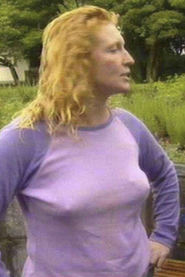 Free porn pics of Charlie Dimmock 17 of 44 pics