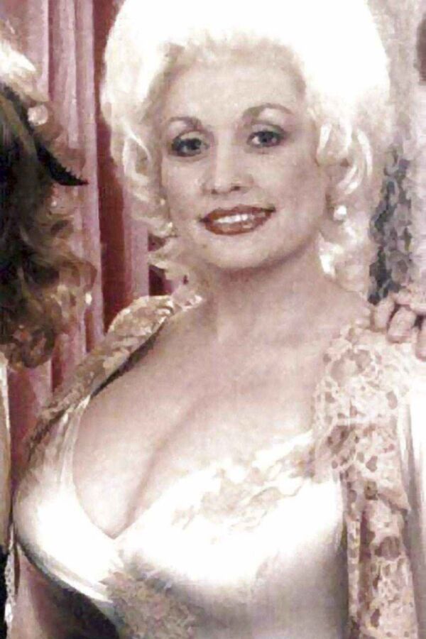Free porn pics of Dolly Parton 3 of 209 pics
