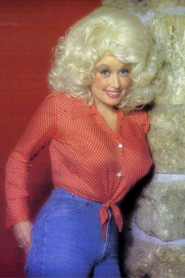 Free porn pics of Dolly Parton 19 of 209 pics