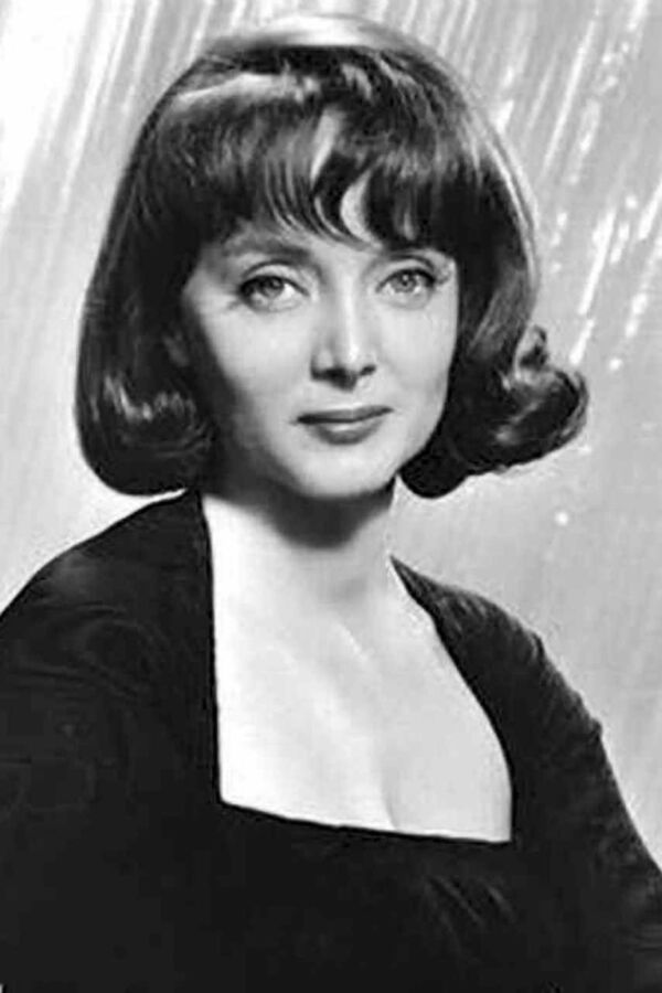 Free porn pics of Carolyn Jones 18 of 48 pics