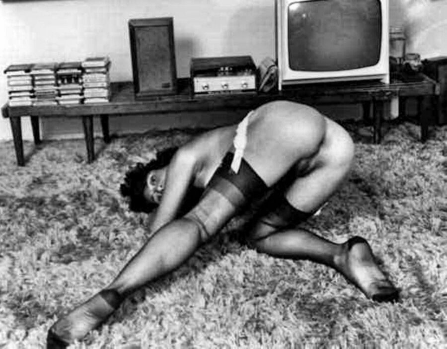 Free porn pics of Vintage televisions 15 of 81 pics