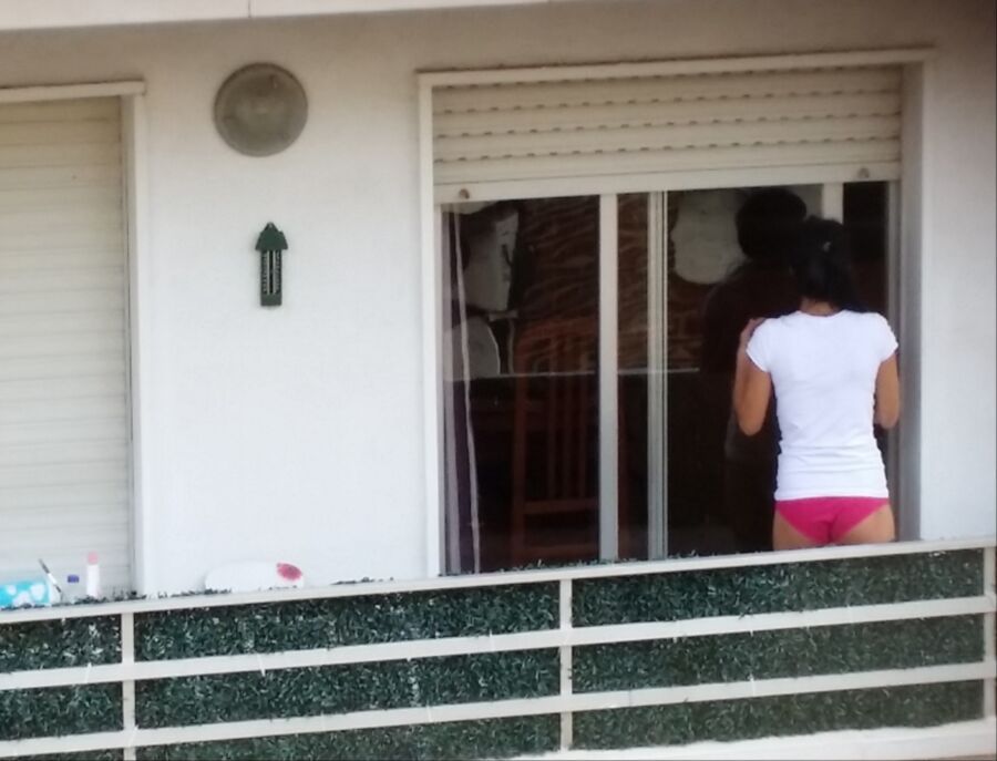 Free porn pics of Spying my neighbour/Espiando a mi vecina 4 of 16 pics