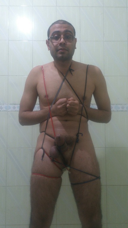 Free porn pics of me tied 3 of 15 pics