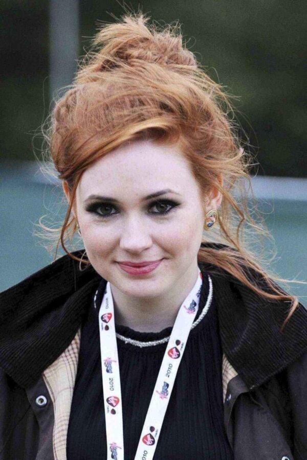 Free porn pics of Karen Gillan 19 of 289 pics