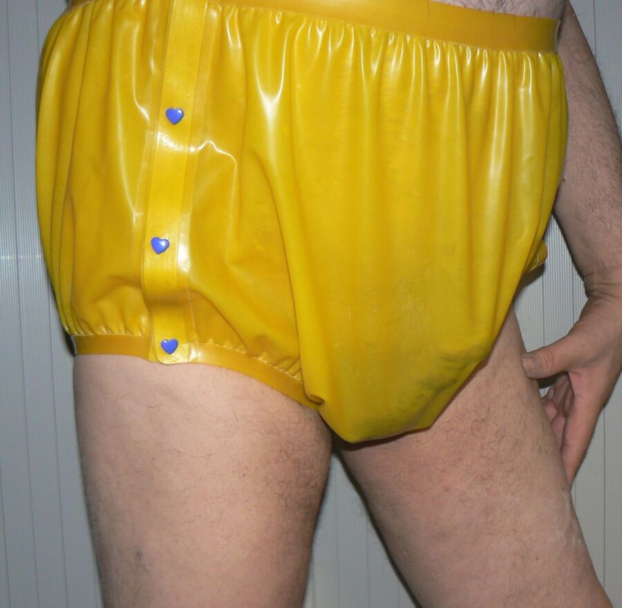 Free porn pics of Latex Diaper Pants without Diaper 9 of 14 pics