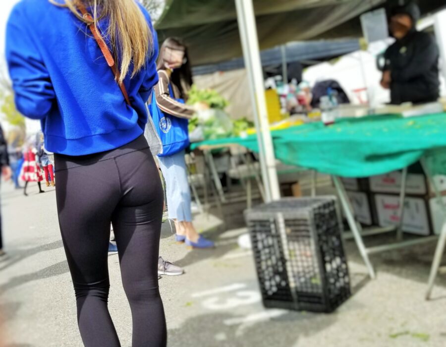 Free porn pics of Hot Asian in tight leggings exposing her sexy panty line  3 of 18 pics