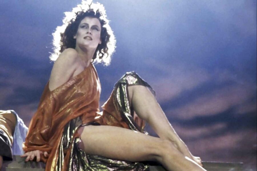 Free porn pics of Sigourney Weaver 7 of 130 pics