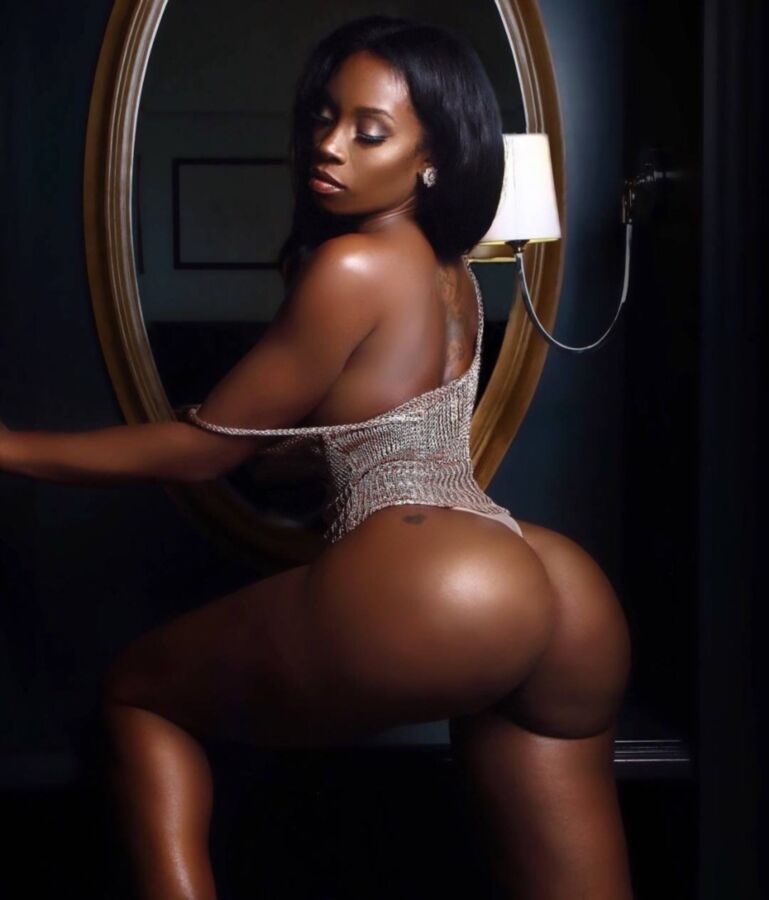 Stephanie Lookbook Sexy Ebony Girls Beautiful Curves Volup Peachyforum 1