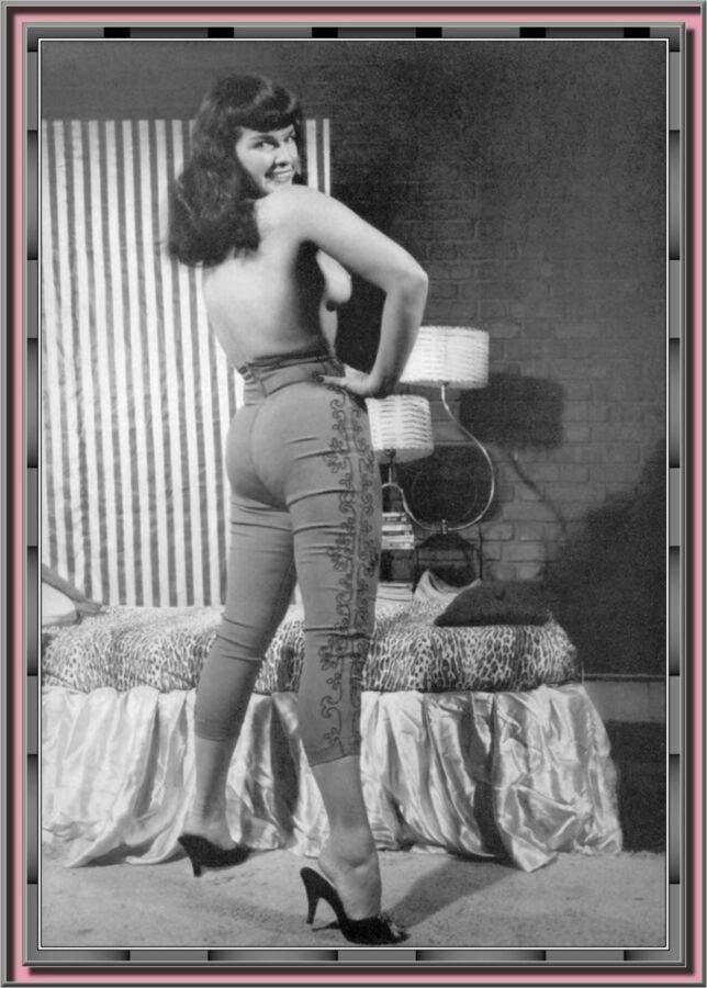 Free porn pics of Bettie Page I 16 of 20 pics