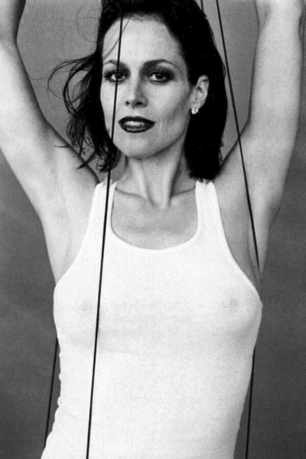 Free porn pics of Sigourney Weaver 10 of 130 pics