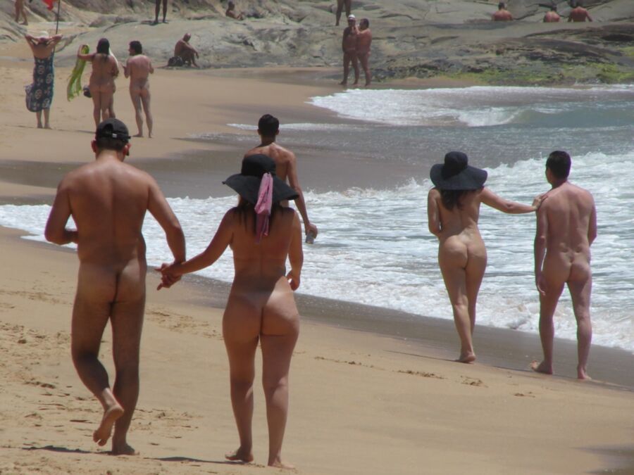 Free porn pics of Brazilian naturists 19 of 22 pics