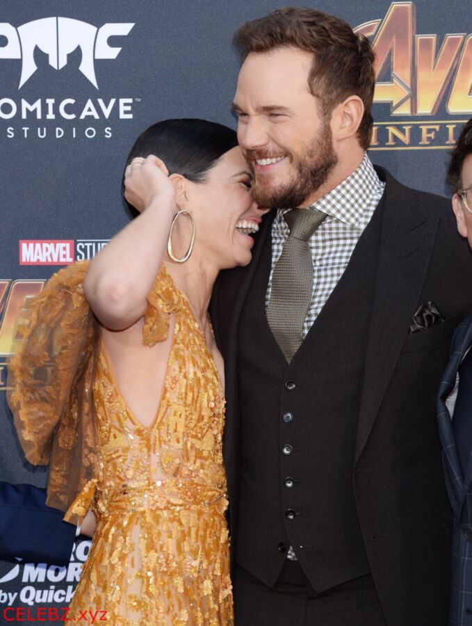 Free porn pics of Evangeline Lilly braless cleavage @ Avengers Premiere 17 of 31 pics