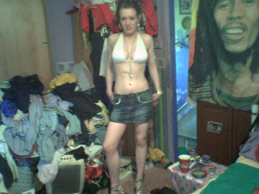 Free porn pics of Dogging Chav Slut 19 of 41 pics