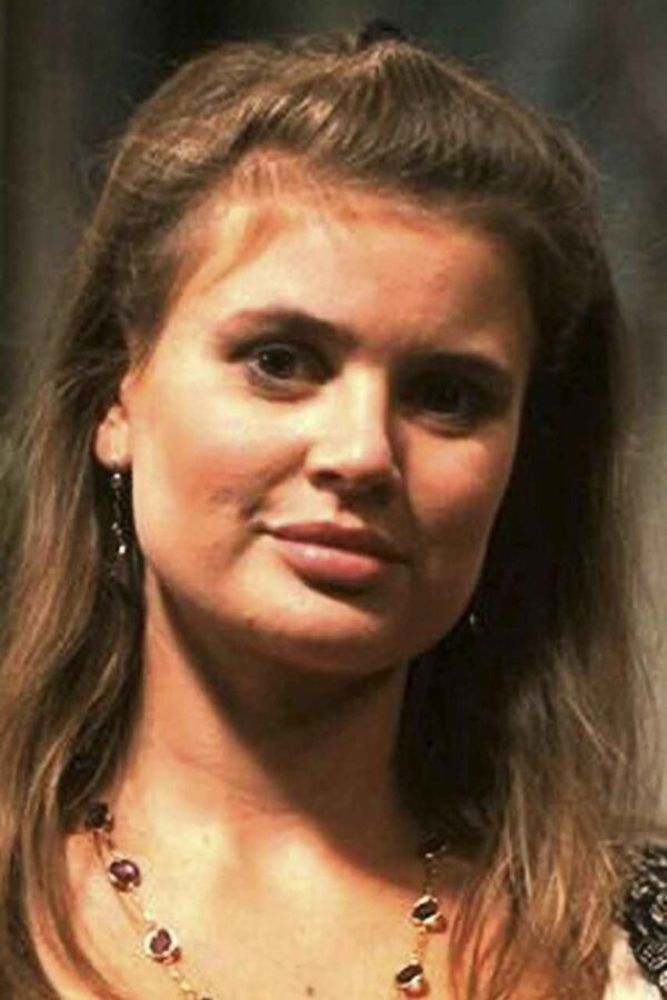 Free porn pics of Sophie Aldred 1 of 12 pics