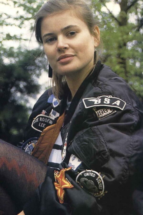 Free porn pics of Sophie Aldred 7 of 12 pics