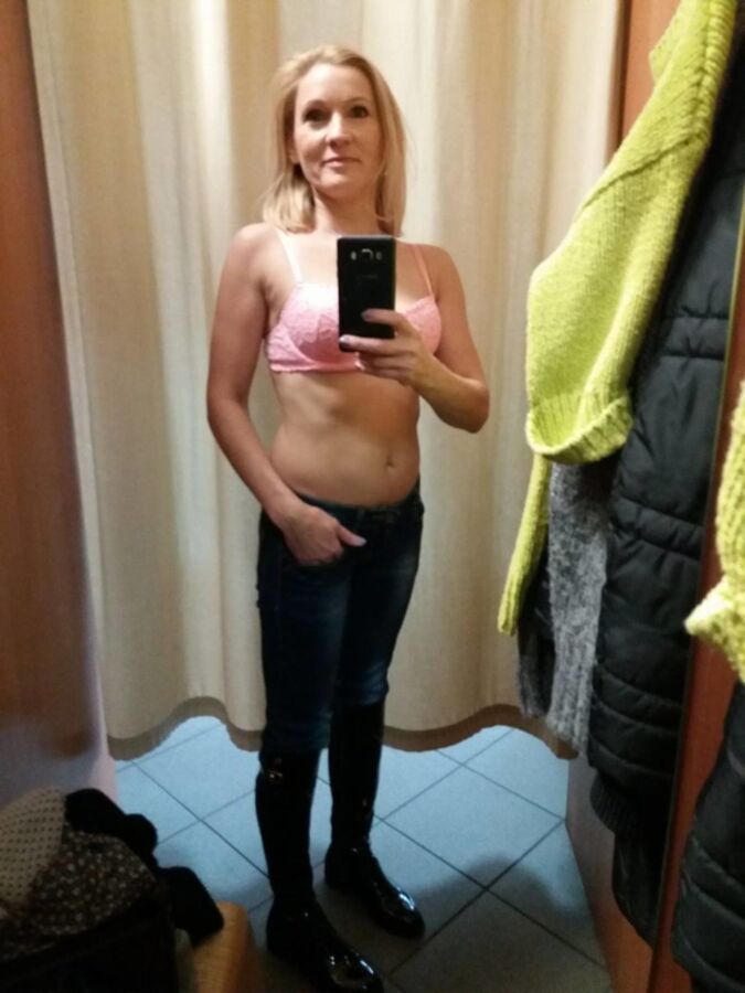 Free porn pics of Polski kurwiszonek / Polish milf 1 of 50 pics