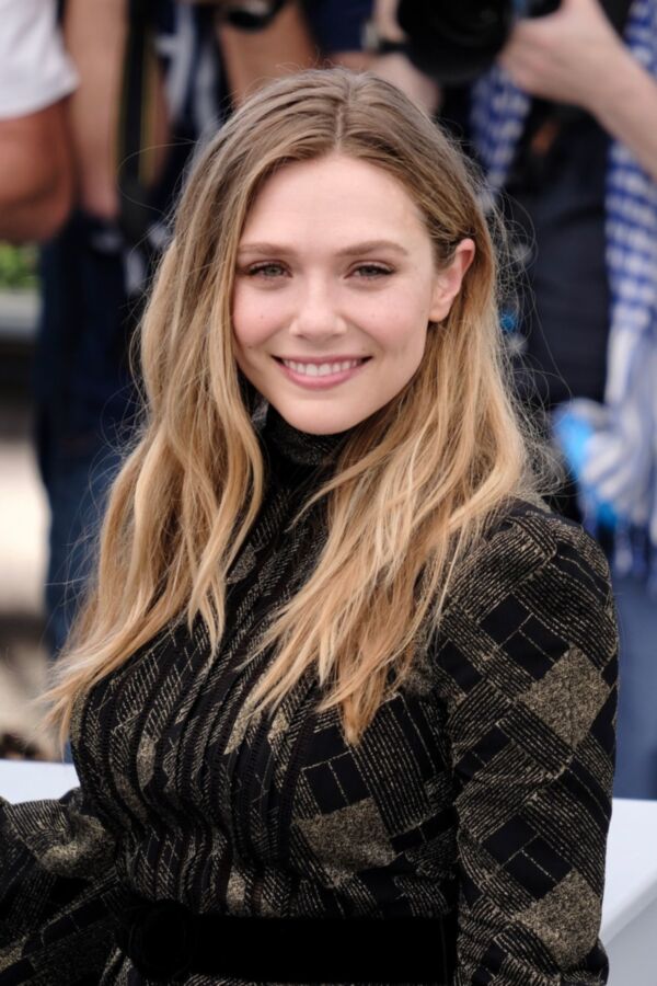Free porn pics of Elizabeth Olsen, the hottest of the Olsen bunch 17 of 43 pics