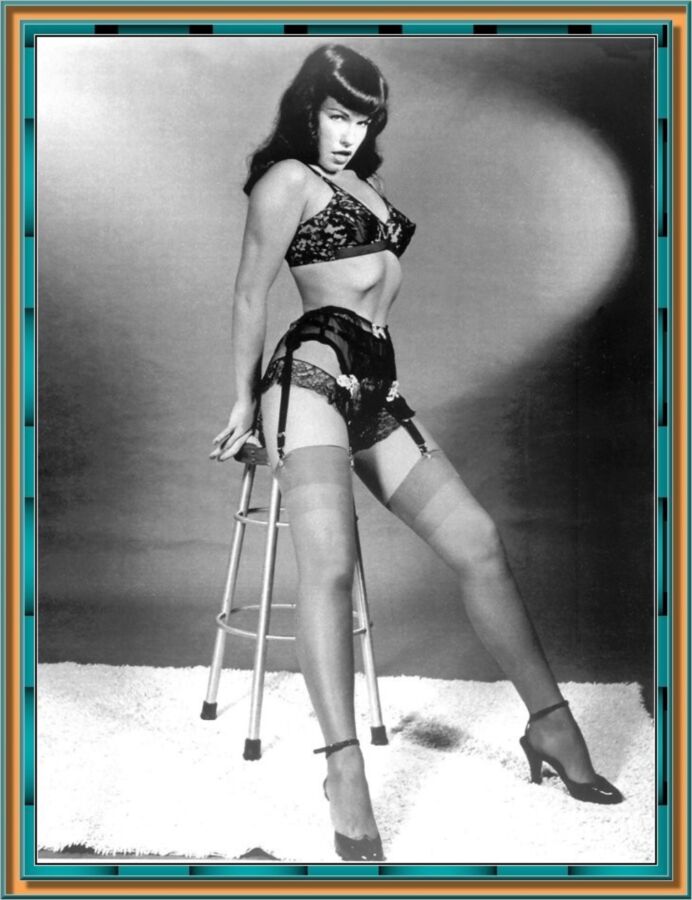 Free porn pics of Bettie Page X 18 of 20 pics