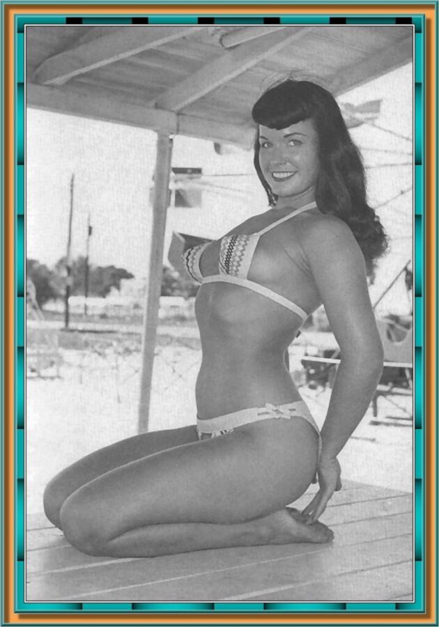 Free porn pics of Bettie Page X 7 of 20 pics
