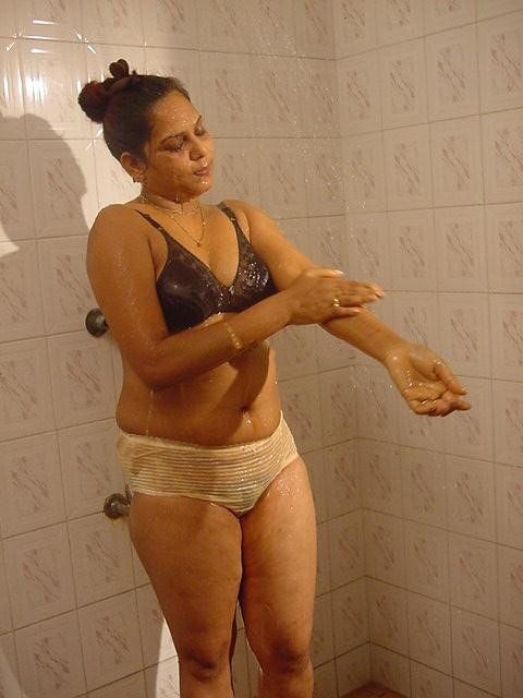 Free porn pics of Mallu Sindhu Aunty Bathing Series 6 of 54 pics