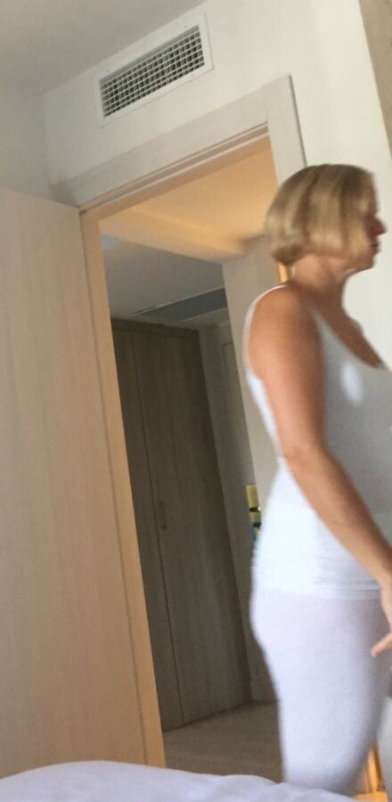Free porn pics of My Susi with white leggins!!! 14 of 18 pics