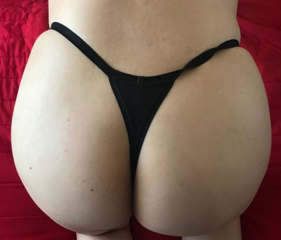 Free porn pics of Sexy Black G-String 24 of 27 pics