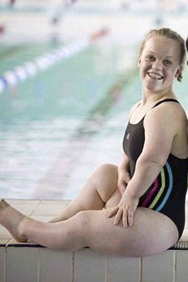 Free porn pics of Ellie Simmonds 1 of 41 pics