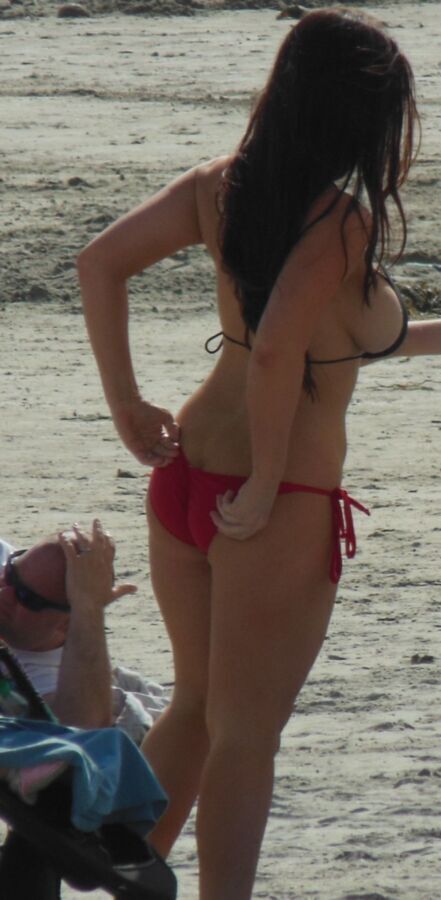 Free porn pics of Hot MILF at the beach 6 of 11 pics