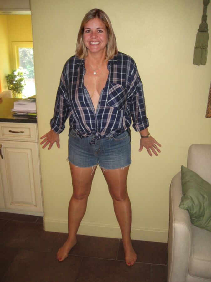 Free porn pics of Colleen in Short Jeans & Blue Shirt 3 of 3 pics
