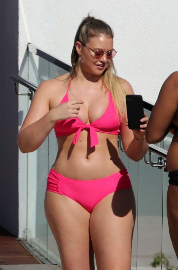 Free porn pics of Iskra Lawrence - Voluptuous English Model Sexy in Pink Bikini 3 of 46 pics