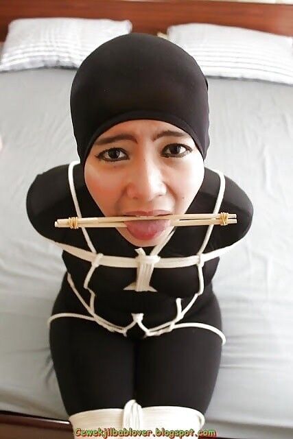 Free porn pics of Hijab Bondage Porn 17 of 29 pics