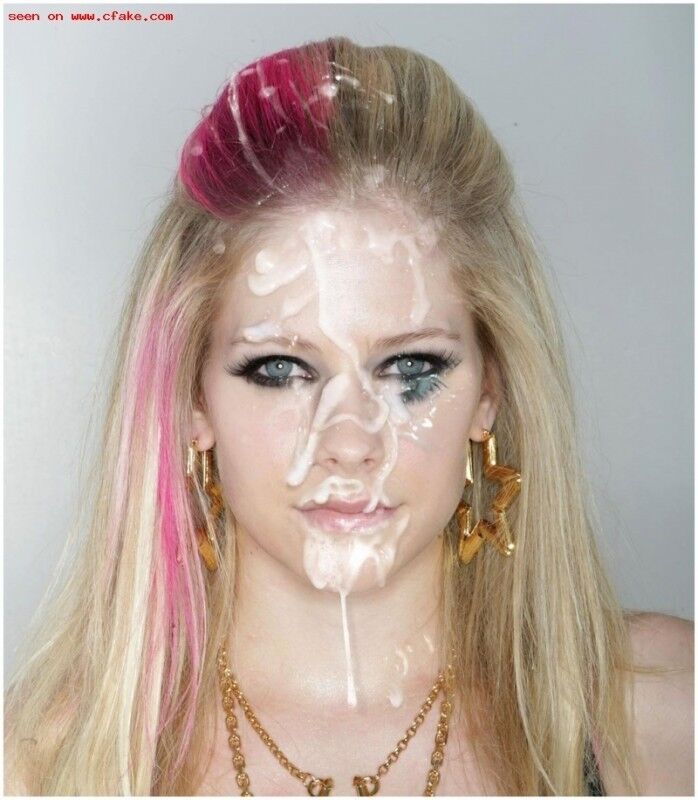 Free porn pics of Avril Lavigne fakes 11 of 19 pics