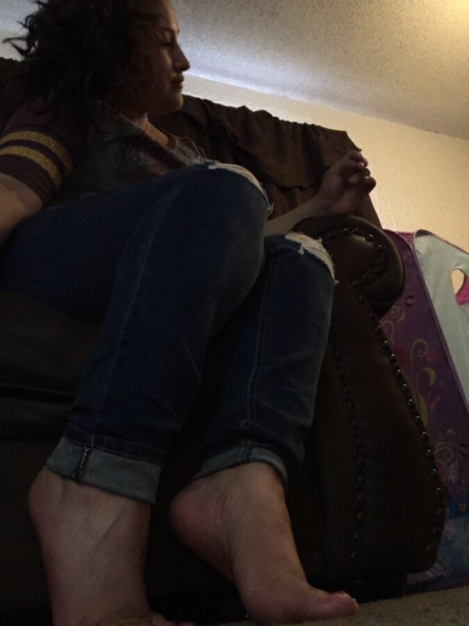 Free porn pics of Jenny abarca feet 13 of 14 pics