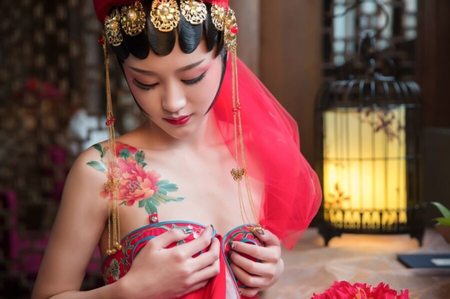 Free porn pics of HaiTangChun - Traditional Chinese Dress & Bush 5 of 68 pics