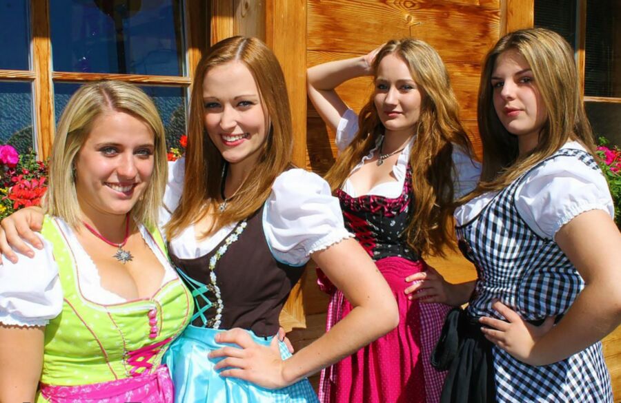 Free porn pics of Fesche Madln im Dirndl zum Hundertsechszehnt`n 22 of 100 pics