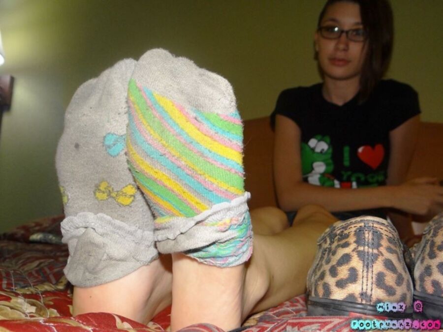 Free porn pics of Contribution - Removing their socks 23 of 32 pics