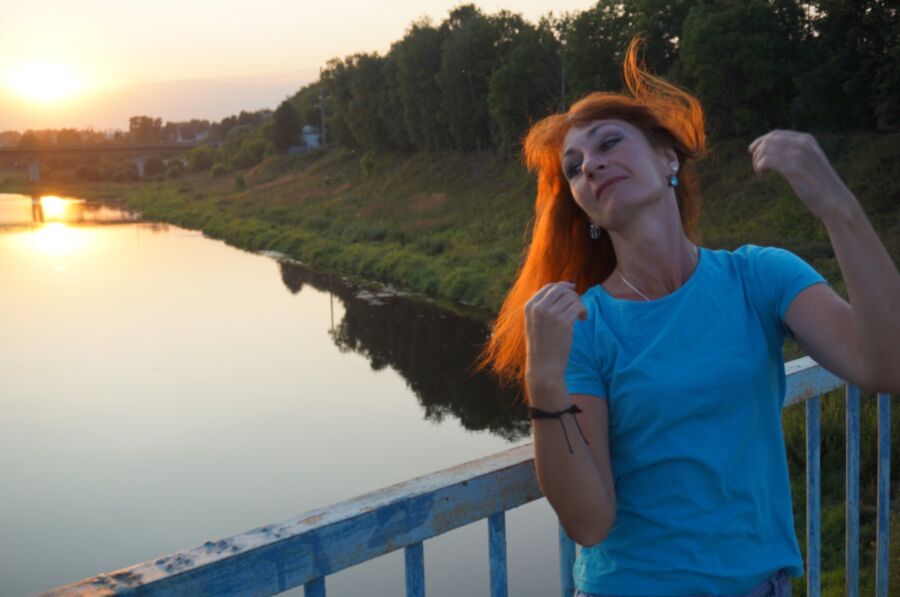 Free porn pics of Flamehair in evening on the bridge 2 of 12 pics