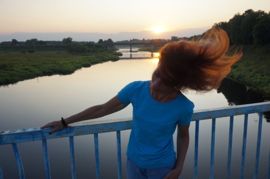 Free porn pics of Flamehair in evening on the bridge 7 of 12 pics
