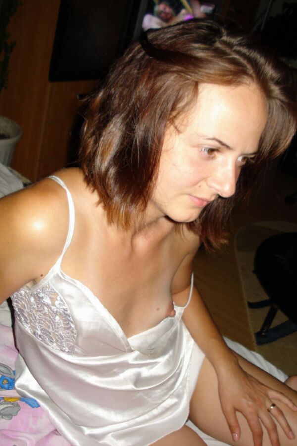 Free porn pics of Lucky Accidental DownBlouse Photos 8 of 60 pics