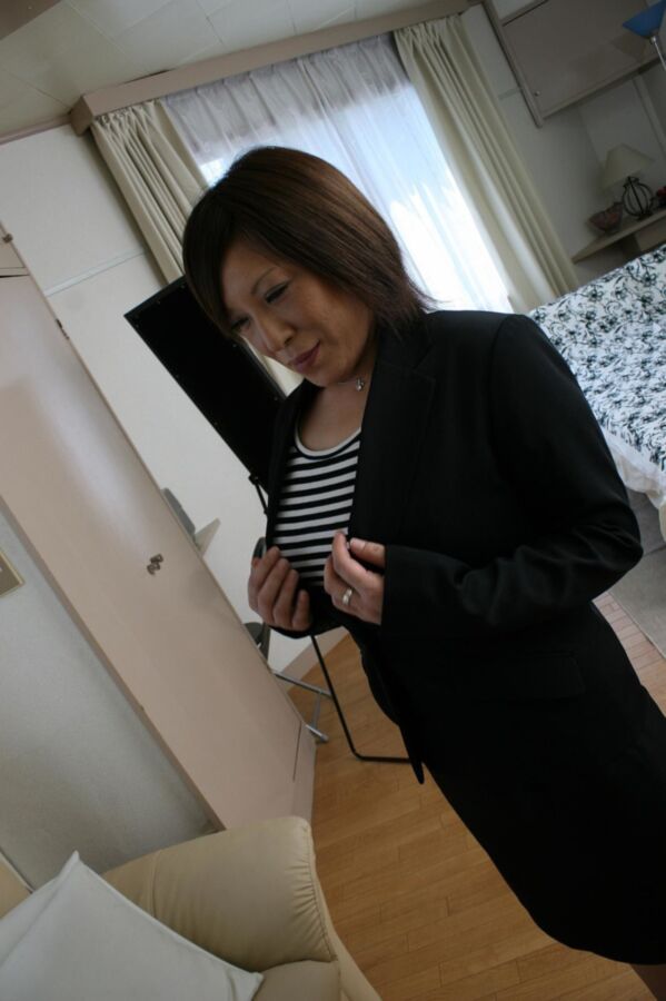 Free porn pics of Japanese MILF - Kimiko Ogata 15 of 569 pics