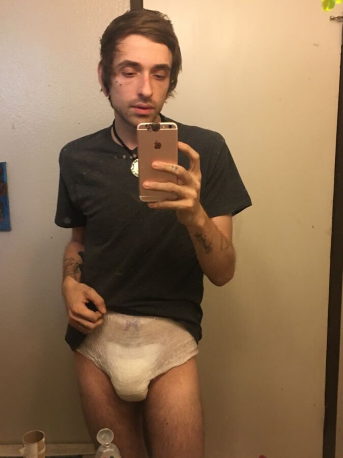 Free porn pics of Diaper boy spencer 6 of 11 pics