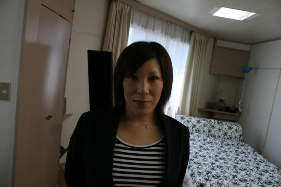 Free porn pics of Japanese MILF - Kimiko Ogata 13 of 569 pics