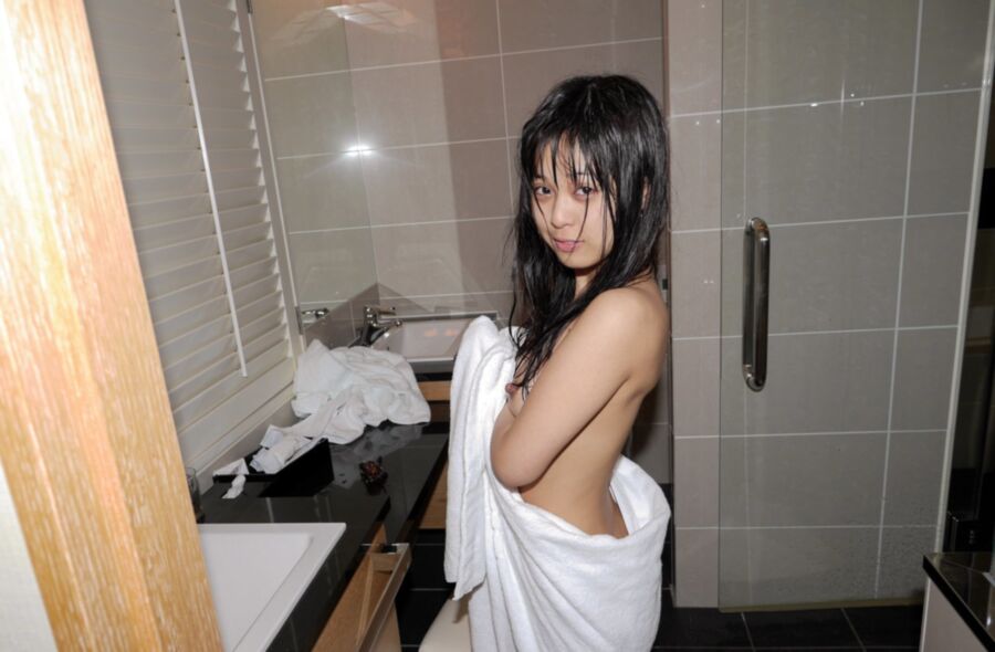 Free porn pics of Little Tart Reika Matsumoto 17 of 19 pics