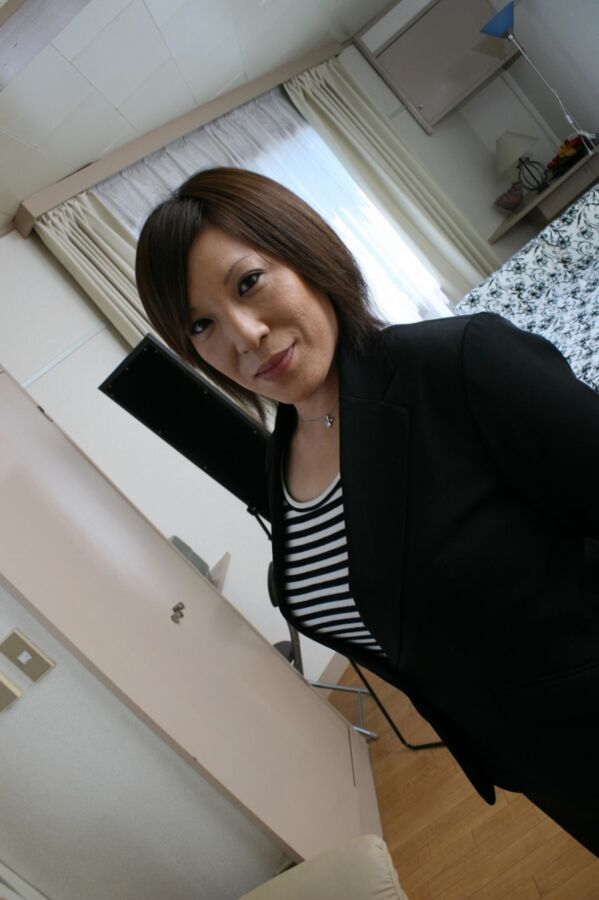 Free porn pics of Japanese MILF - Kimiko Ogata 14 of 569 pics