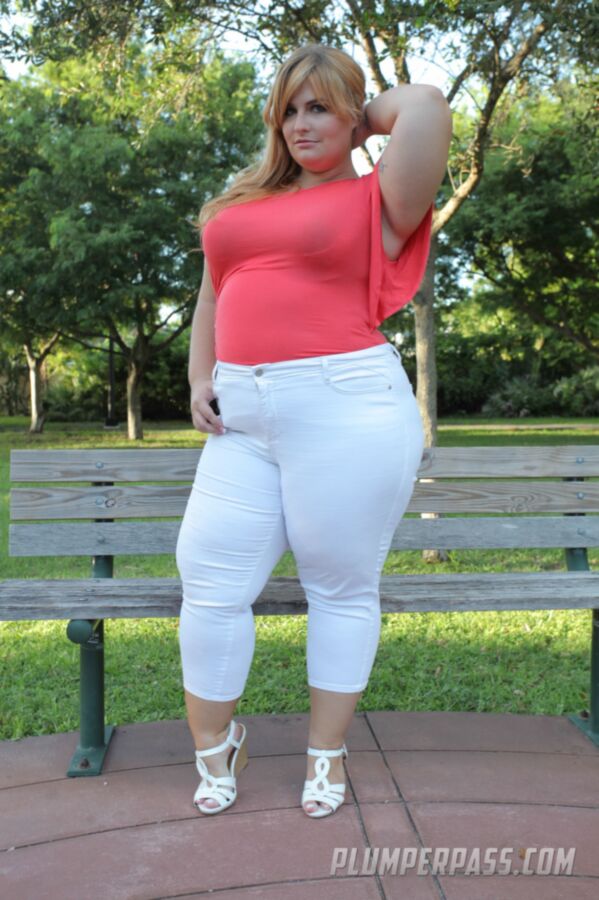 Free porn pics of Tiffany Star - extra tight white jeans 4 of 312 pics