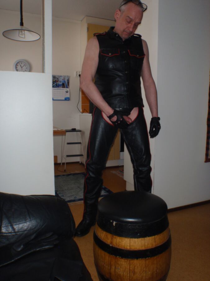 Free porn pics of Leather gay from Finland 21 of 26 pics