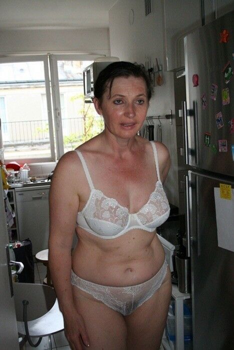 Free porn pics of Mature Aunts in Underwear 9 of 10 pics