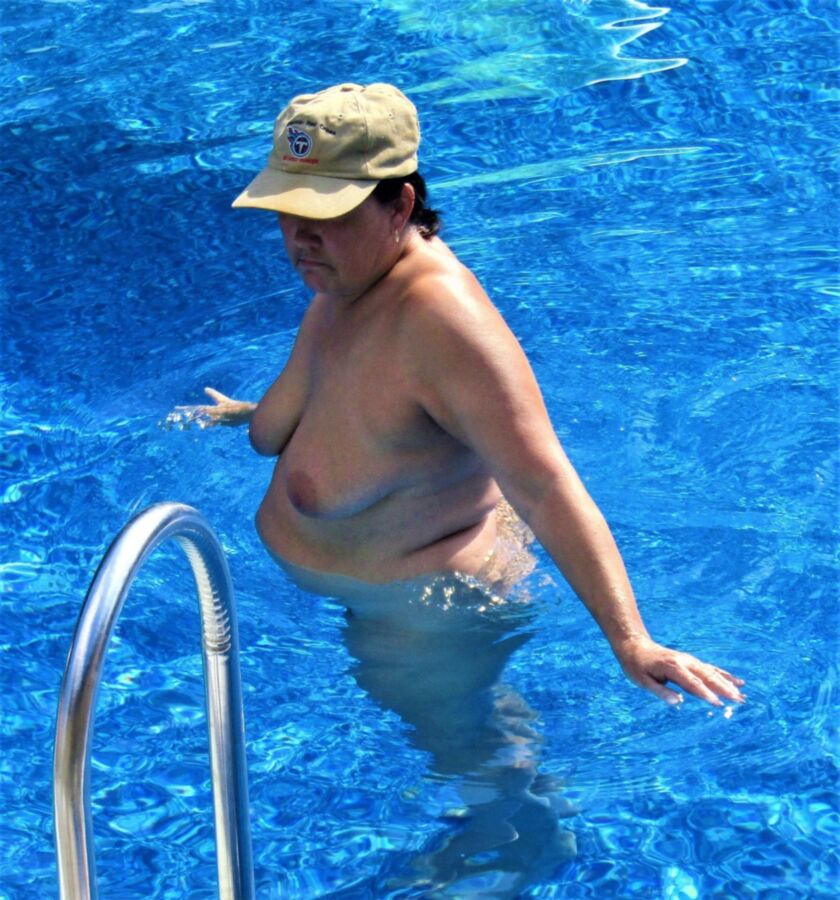 Free porn pics of Pig in Pool 8 of 16 pics