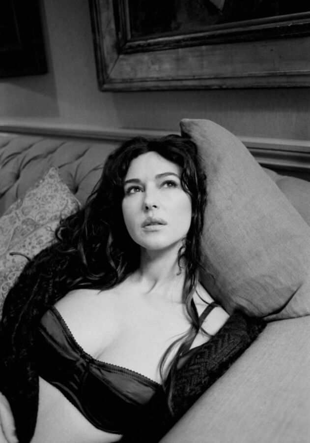 Free porn pics of Monica Bellucci 6 of 9 pics